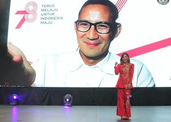 Motivator sekaligus entreprenuer, Merry Riana, ditunjuk sebagai Duta Ekonomi Kreatif oleh Menparekraf, Sandiaga uno, pada InspiraFest 2023.(istimewa)