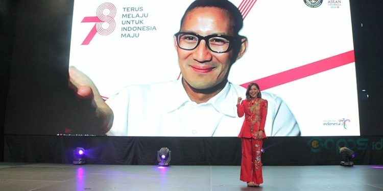 Motivator sekaligus entreprenuer, Merry Riana, ditunjuk sebagai Duta Ekonomi Kreatif oleh Menparekraf, Sandiaga uno, pada InspiraFest 2023.(istimewa)