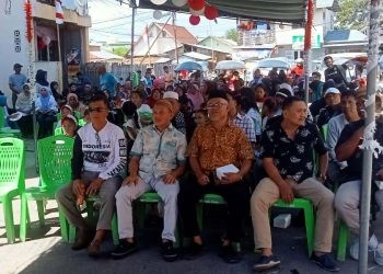 Anggota DPRD kota Gorontalo, Heriyanto Thalib saat melakukan reses masa sidang ketiga tahun 2023 di kelurahan Biawu, kecamatan Kota Selatan, Kota Gorontalo, Sabtu (19/8/2023) foto: Sari/gopos