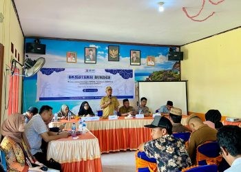 Mahasiswa KKN-T UNG Selenggarakan Bimtek untuk Bumdes Desa Taludaa