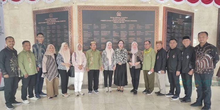 Dewi Sartika Hemeto mengapresiasi capaian Desa Tabongo Timur (istimewa)