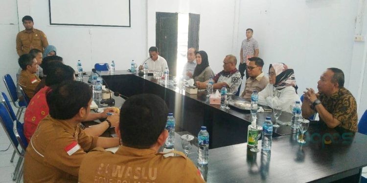 Kunjungan komisi I DPRD Provinsi Gorontalo di Bawaslu Kabupaten Bone Bolango (muhajir/gopos)