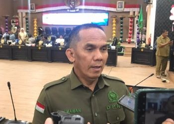 Aleg Dekot Minta Orang Tua Awasi Anak-anak yang Bermain Sepeda Listrik di Jalan Raya