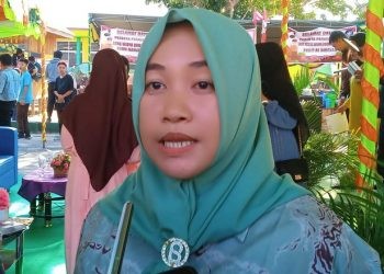 Bidang Pembinaan Pendidikan Nonformal, Agustina.