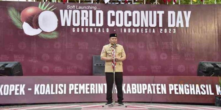 Penjabat Gubernur Gorontalo Ismail Pakaya saat memberikan sambutan pada peresmian menara kelapa bertempat di Taman Menara Limboto, Kabupaten Gorontalo, Sabtu (16/9/2023). (Foto : Fikri)