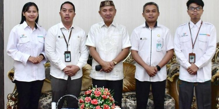 Jajaran BPS Pohuwato Usai Melakukan Pertemuan Bersama Bupati Pohuwato, Saipul Mbuinga, (Rabu (20/9/2023). (F Humas Pemda Pohuwato)