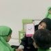 Pemanfaatan Flashcard sebagai Media Bermain sambil Belajar oleh kelompok 45 gelombang 4 di RA Terpadu Al-Ishlah Kota Gorontalo. (istimewa)