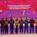 Wakil Ketua DPR RI, Rachmat Gobel, bersama Pj Gubernur Gorontalo, Ismail Pakaya, Kepala Perwakilan BI Gorontalo, Dian Nugraha, serta pejabat Forkompimda Provinsi Gorontalo memukul polopalo menandai dimulainya Hulonthalo Art and Craft Festival 2023, Jumat (15/9/2023). (Dok. BI Gorontalo)