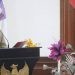 Ketua Fraksi PDI-P DPRD Provinsi Gorontalo, La Ode Haimudin membacakan pandangan fraksi tentang Rancangan APBD 2024, Senin (11/9/2023) (hengki/hms)