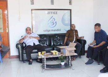 Kunjungan kerja Pansus DPRD Provinsi Gorontalo di Industri CV Salga Mandiri Air Minum (di Kabupaten Bone Bolango, Jumat (23/9/2023). (istimewa)