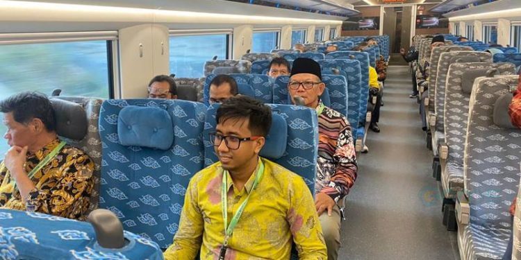 kereta cepat