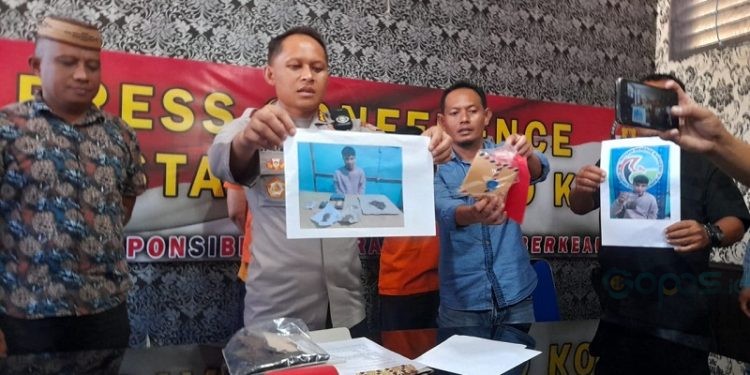 Kapolresta Gorontalo Kota Kombes Pol Ade Permana saat konferensi pers terkait kasus ganja, Rabu (20/9/2023).(F. Wawan)