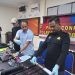 Kapolresta Gorontalo Kota Kombes Pol Ade Permana didampingi Kabid Humas Polda Gorontalo Kombes Pol Desmont Harjendro AP dan Kasat Reskrim Kompol Leonardo Widharta saat konfrensi pers terkait kronologis kasus pembacokan anggota polisi, Sabtu (9/9/2023). (F. Rama/gopos)