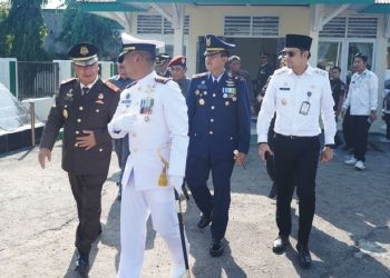 Wakil Walikota Gorontalo, Ryan Kono menghadiri Upacara Ziarah Nasional HUT ke 78 TNI Tahun 2023 di TMP Pentadio Telaga Biru, Rabu (4/10/2023).