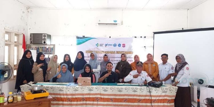 Pengabdian Kepada Masyarakat (Pengambas) Prodi DIII Farmasi Jurusan Farmasi Poltekkes Kemenkes Gorontalo mengolah Bahan Lokal Gorontalo menjadi Minuman Herbal untuk Mendukung Program Penurunan Tekanan Darah Penderita Hipertensi