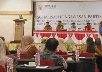 Capt : Suasana sosialisasi pengawasan partisipatif netralitas ASN pada Pemilu serentak tahun 2024, yang berlangsung di City Mall Gorontalo, Selasa (31/10/2023). Foto : Istimewa