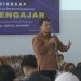 Kepala Perwakilan BI Gorontalo, Dian Nugraha, memberikan kuliah umum pada BI Mengajar di Jurusan Ilmu Ekonomi, Fakultas Ekonomi, UNG.(dok/Humas BI)