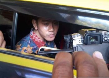 Wali Kota Surakarta, Gibran Rakabuming Raka, menyebut bila dirinya sudah menemui Ketua DPP Partai Demokrasi Indonesia Perjuangan (PDIP), Puan Maharani.