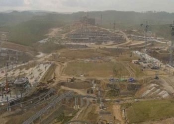 Foto udara proses pembangunan di Kawasan Inti Pusat Pemerintahan (KIPP) Ibu Kota Negara (IKN) Nusantara, Penajam Paser Utara, Kalimantan Timur. ANTARA FOTO/M Risyal Hidayat/nym