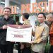 Provinsi Gorontalo menerima penghargaan atas keberhasilannya dalam penurunan stunting yang diserahkan Wakil Presiden Republik Indonesia (Wapres RI) Ma’ruf Amin, Jum’at (06/10/2023) di Istana Wapres RI.