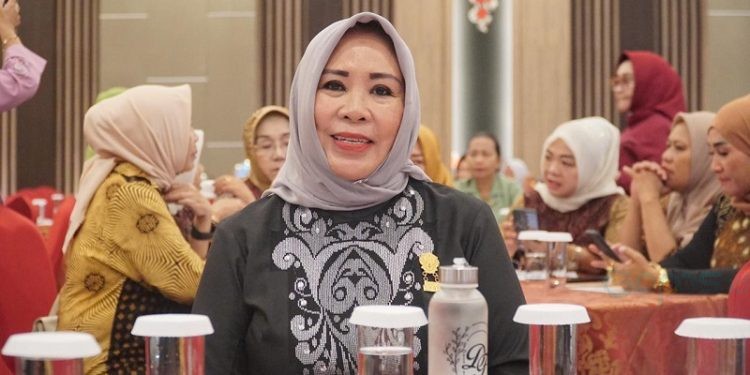 Anggota DPRD Kota Gorontalo Tien Mobiliu.