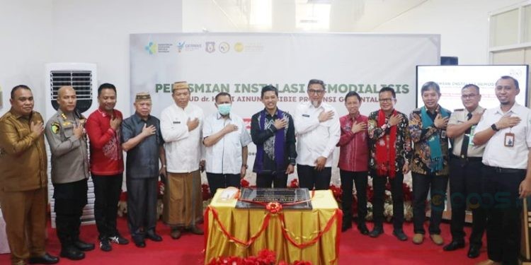 Peresmian layanan hemodialisis di RSUD Hasri Ainun Habibie oleh Wakil Menteri Kesehatan, Dante Saksono Harbuwono, Senin (23/10/2023). (istimewa)