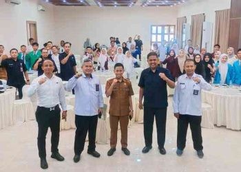 Talkshow Mengatasi Penyalahgunaan Obat Menyelamatkan Generasi Emas 2045 di Manna Cafe Kota Gorontalo, Senin (13/11/2023)
