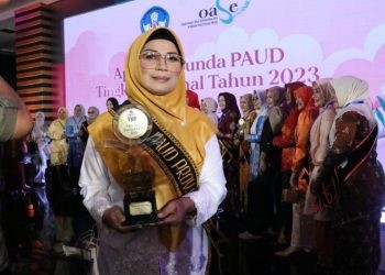 Bunda PAUD Provinsi Gorontalo Fima Agustina usai menerima penghargaan Bunda PAUD Terbaik Nasional kategori Wiyata Darma Utama.