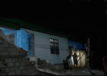 Kondisi rumah warga yang mengalami kerusakan akibat gempa yang mengguncang wilayah NTT