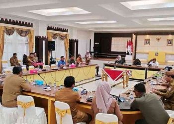 Pemerintah Daerah bersama KPU Bone Bolango melaksanakan pertemuan di Rumah Dinas Gubernur Gorontalo, Senin 27/11/2023