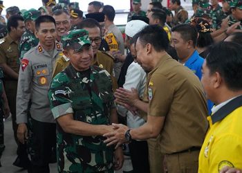 KASAD Jendral TNI Agus Subiyanto menghadiri Deklrasi Pemilu Damai 2024 di Kabupaten Ciamis, Jawa Barat, Senin (6/11/2023).