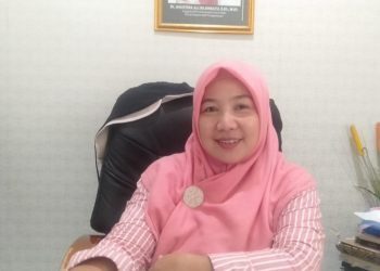 Komisioner KPU Kabupaten Gorontalo Agustina Ali Bilondatu.
