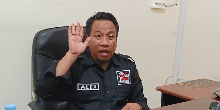 Ketua Bawaslu Kabupaten Gorontalo, Alexander Kaaba.