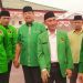 Nelson Pomalingo bersama kader PPP Provinsi Gorontalo.(f. dok)