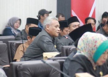 Rapat Paripurna DPRD Kabupaten Blitar Bahas Penetapan APBD 2024 dan Perda tentang Kepemudaan
