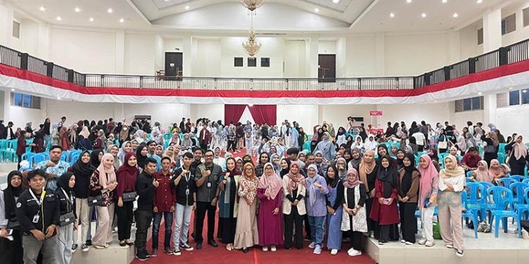 HMJ Akuntansi, Fakultas Ekonomi, Universitas Negeri Gorontalo, menggelar seminar Nasional di auditorium UNG, Senin (31/10/2023). Foto: istimewa.