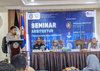 Pembukaan seminara asristektur yang diselenggaran oleh Himpunan Mahasiswa Arsitektur UNBITA, Senin (6/11/2023) (muhajir/gopos)