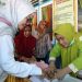 Plt Bupati Merlan S. Uloli saat meninjau langsung kegiatan pendataan stunting dan giat ukur untuk balita di Kecamatan Tapa, Jumat (10/3/2023). (F. Yudi/Sespri Wabup)
