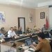Rapat pansus ranperda penyelengaraan perizinan berusaha di daerah yang dilaksanakan oleh Pansus DPRD Provinsi Gorontalo bersama OPD terkait, Selasa (28/11/2023) (muhajir/gopos)