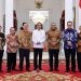 Rektor UNG, Eduart Wolok bersama FRI melaksanakan pertemuan dengan Presiden Joko Widodo (istimewa)