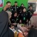 Mahasiswa jurusan Agribisnis Fakultas Pertanian UNG saat melatih warga membuat nugget ikan cakalang.