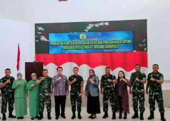 Penguatan Kemitraan Program KB-KR Pencegahan Stunting Bersama TNI AD Tingkat Provinsi Gorontalo di Aula Korem 133 NWB, Jumat 1/12/2023.