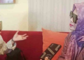 Sri Yolan Polapa yang merupakan salah satu ASN di Kota Gorontalo saat diwawancarai.