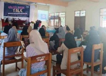 Forum Muslimah Dakwah Kampus Indonesia (FMDKI) Daerah Gorontalo sukses gelar Muslimah Talk, Jum'at (22/12/2023).