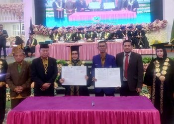 Penandatangan MoU antara UBM Gorontalo dan Persatuan Ikatan Dokter Gigi Indonesia Provinsi Gorontalo terkait rencana pendirian Fakultas Kedokteran Gigi UBM Gorontalo, Sabtu (2/12/2023).(Yusuf/goos)