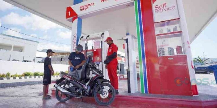 Pertamina Patra Niaga Regional Sulawesi berkomitmen untuk memberikan pelayanan terbaik bagi konsumen dengan mengubah wujud Stasiun Pengisian Bahan Bakar (SPBU) melalui program Retail Make Over (RMO).