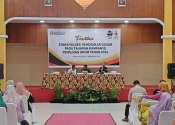 Bawaslu Bonebol Ajak ASN dan Pengajar Bijak Bersosial Media