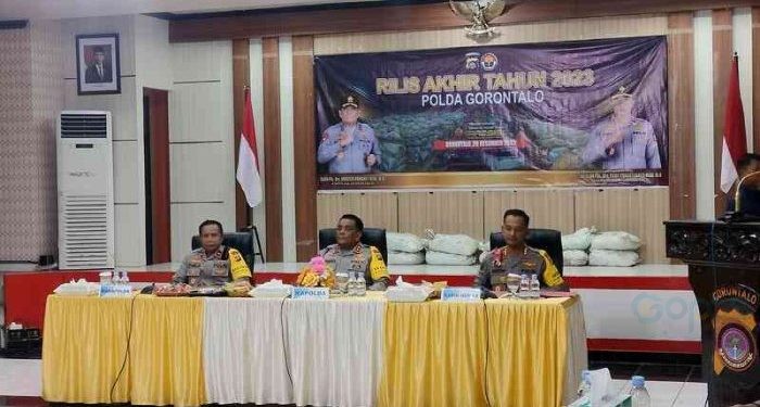 rilis akhir tahun yang dilakukan Polda Gorontalo di Aula Titinepo, Polda Gorontalo, Kamis (28/12/2023).