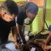Kasat Reskrim Polresta Gorontalo Kota, Kompol Leonardo Widharta bersama tim Rajawali Sat Reskrim Polresta Gorontalo menggerebek praktek judi togel online.(Dok. Humas Polresta Gorontalo)