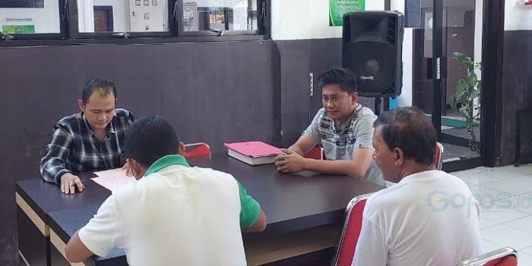Proses pelimpahan berkas perkara dari Polres ke Kejari Gorontalo Utara, Jumat (8/12/2023).
